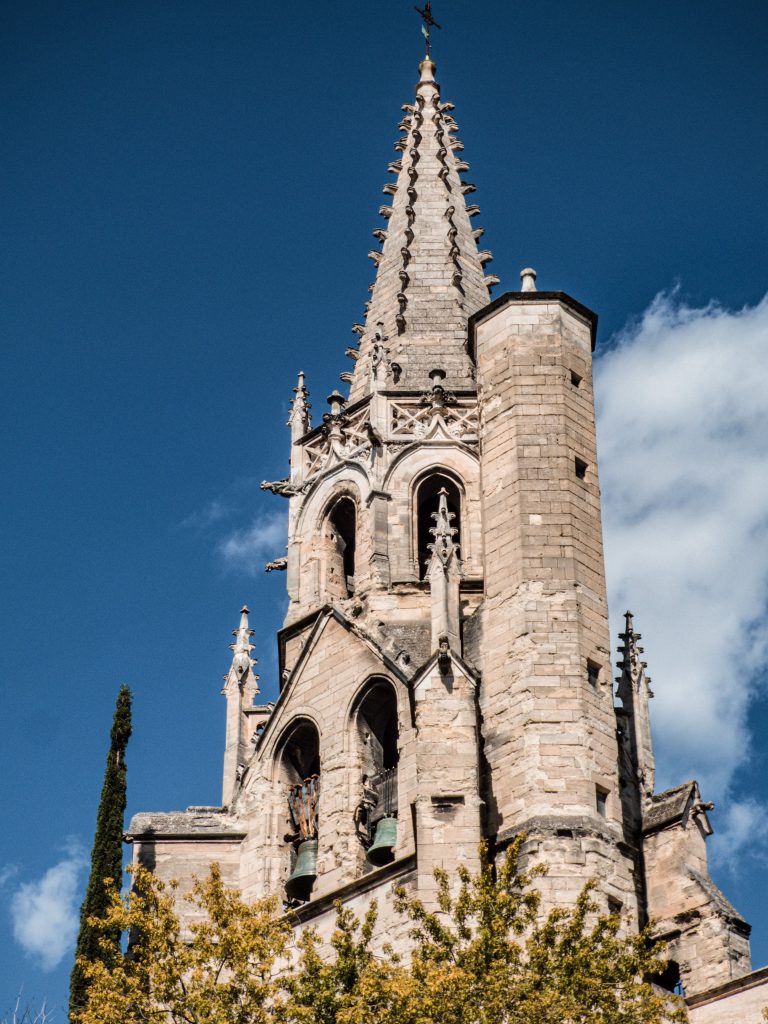 ESN Avignon : photographie de l'église d'Avignon