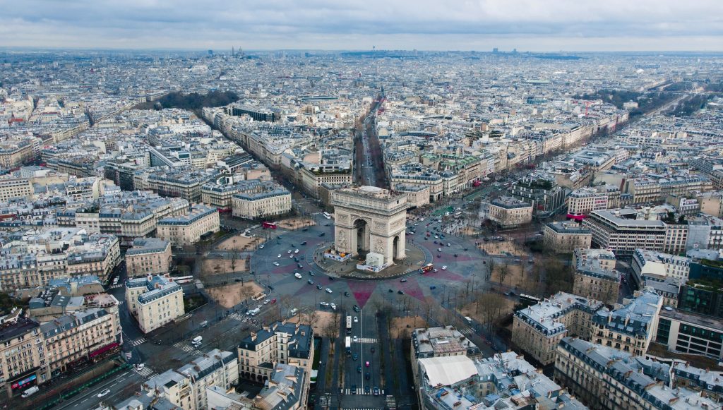 ESN Paris: Photo de l'arc de Triomphe vue du ciel 